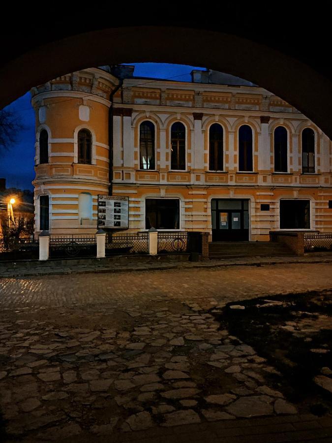 Апартаменты Luxury_Loft Каменец-Подольский Экстерьер фото